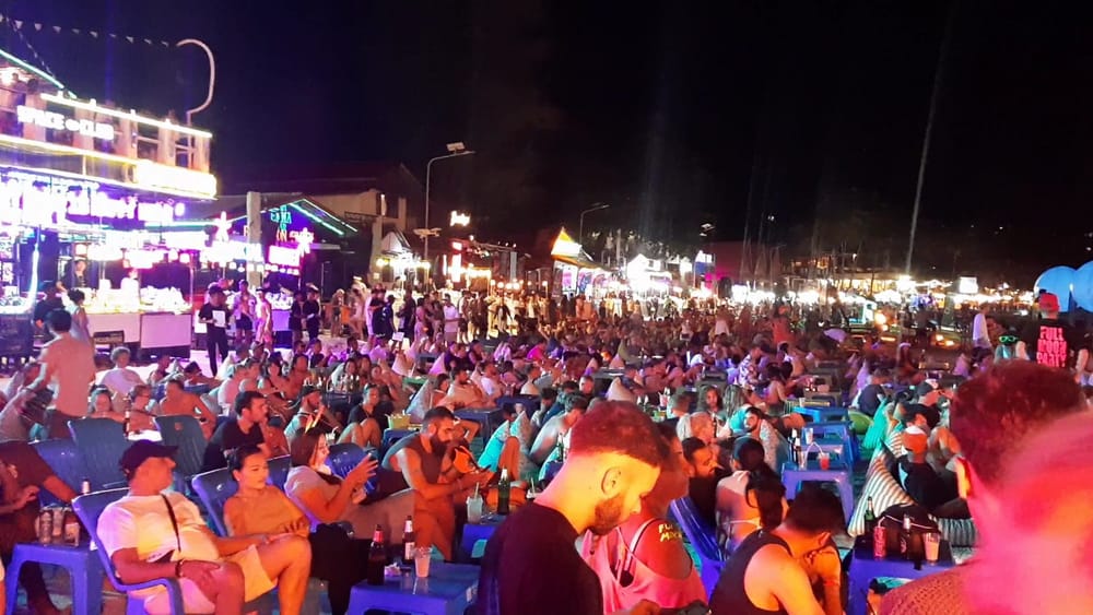 Dolunayın Peşinde: Koh Phangan Full Moon Party’ye