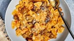 Domatesli Krema Soslu Farfalle (Yaz Makarnası)