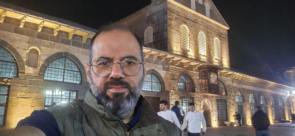 Surların Gölgesinde Binlerce Yıllık Bir Yolculuk: Diyarbakır Suriçi
